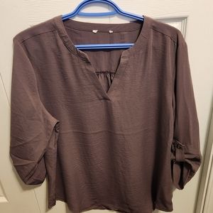 4/$20 Gray shirt. Large